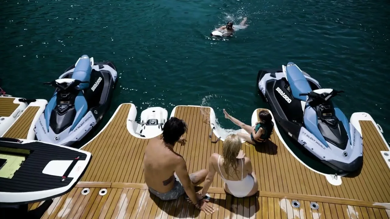 Yacht Video