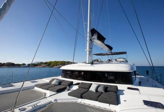 PHANTOM Foredeck