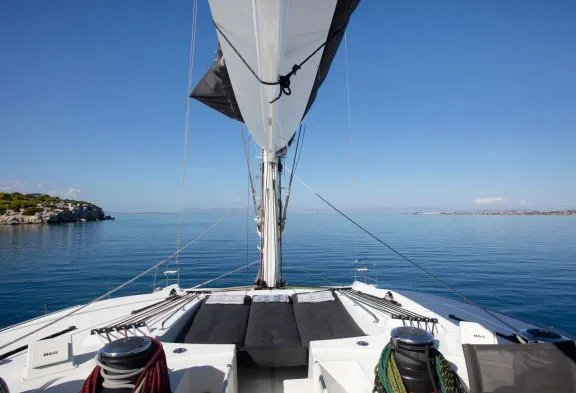 PHANTOM Foredeck