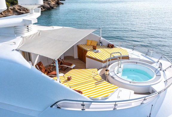 VERA Sun Deck