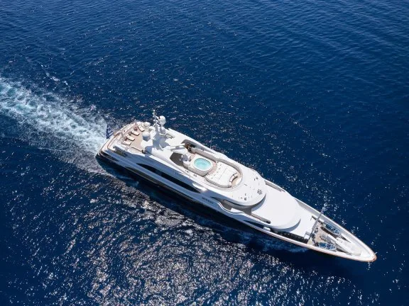 Image of SUNDAY yacht #2