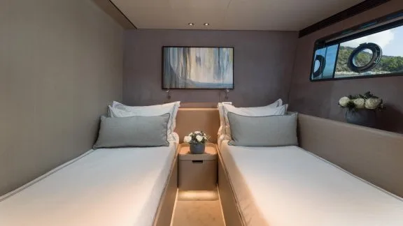 Image of MRS L yacht #19