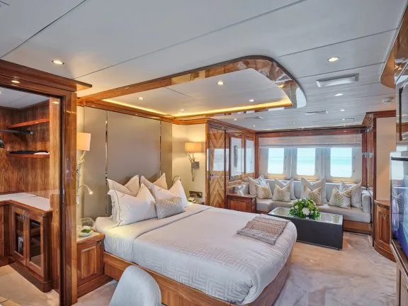 Image of DRAGON yacht #18