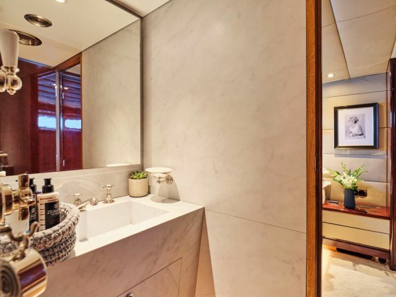 Image of ALAYA yacht #31