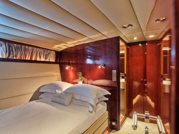 Image of ALAYA yacht #34