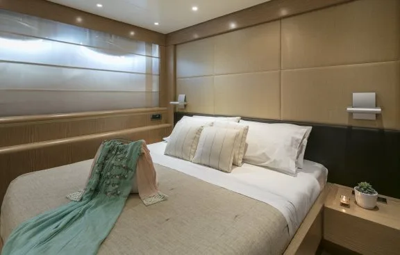 Image of RINI V yacht #12