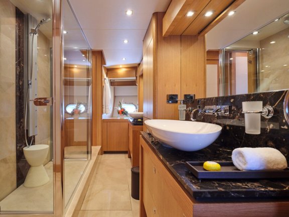 Image of MAKANI II yacht #31