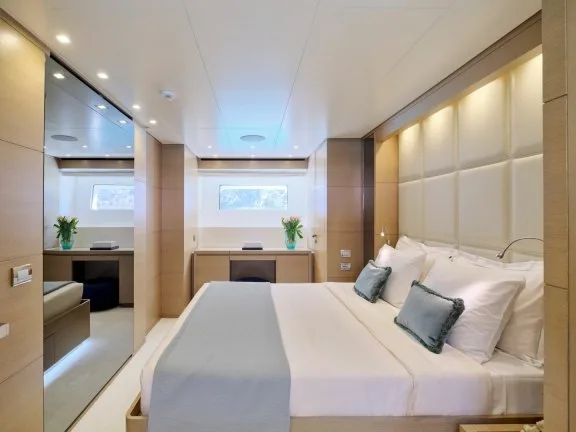 Image of FLOR yacht #15