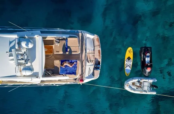 Exterior Relaxation Area With Water Toys