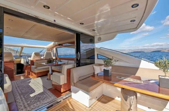 Exterior Relaxation Area