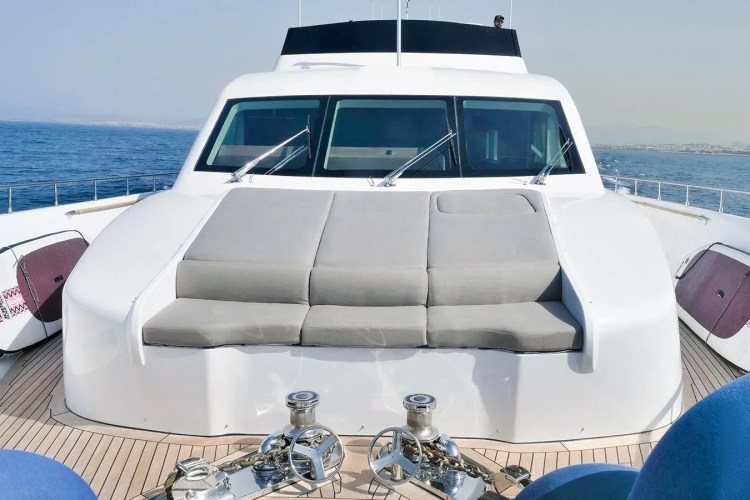 Bow Seating