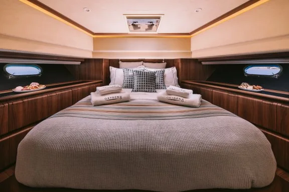 Double Cabin