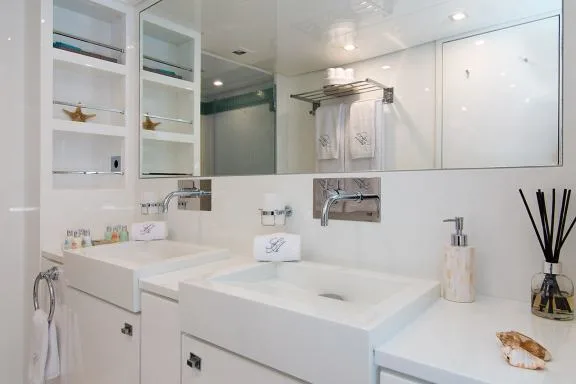 Master Ensuite