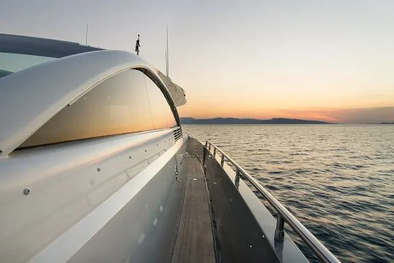 Side Deck
