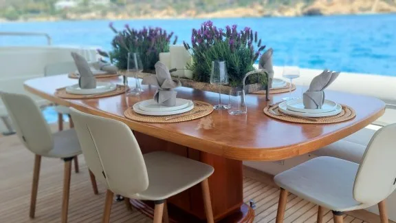 Main Deck Aft