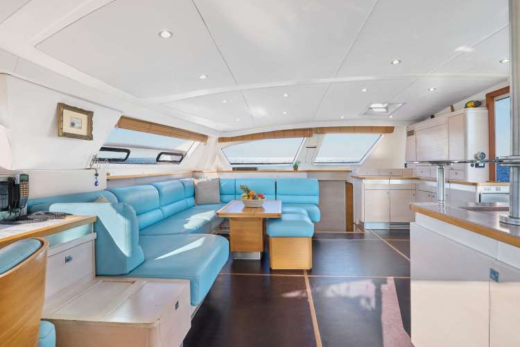Saloon Seating And Dining