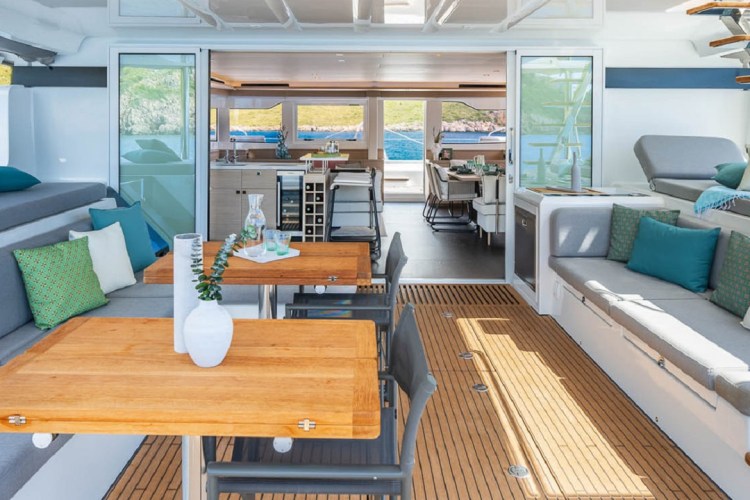 Aft Cockpit Dining