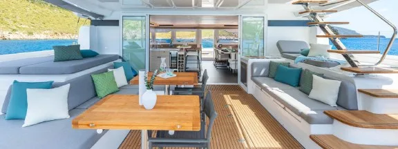 Aft Cockpit Dining