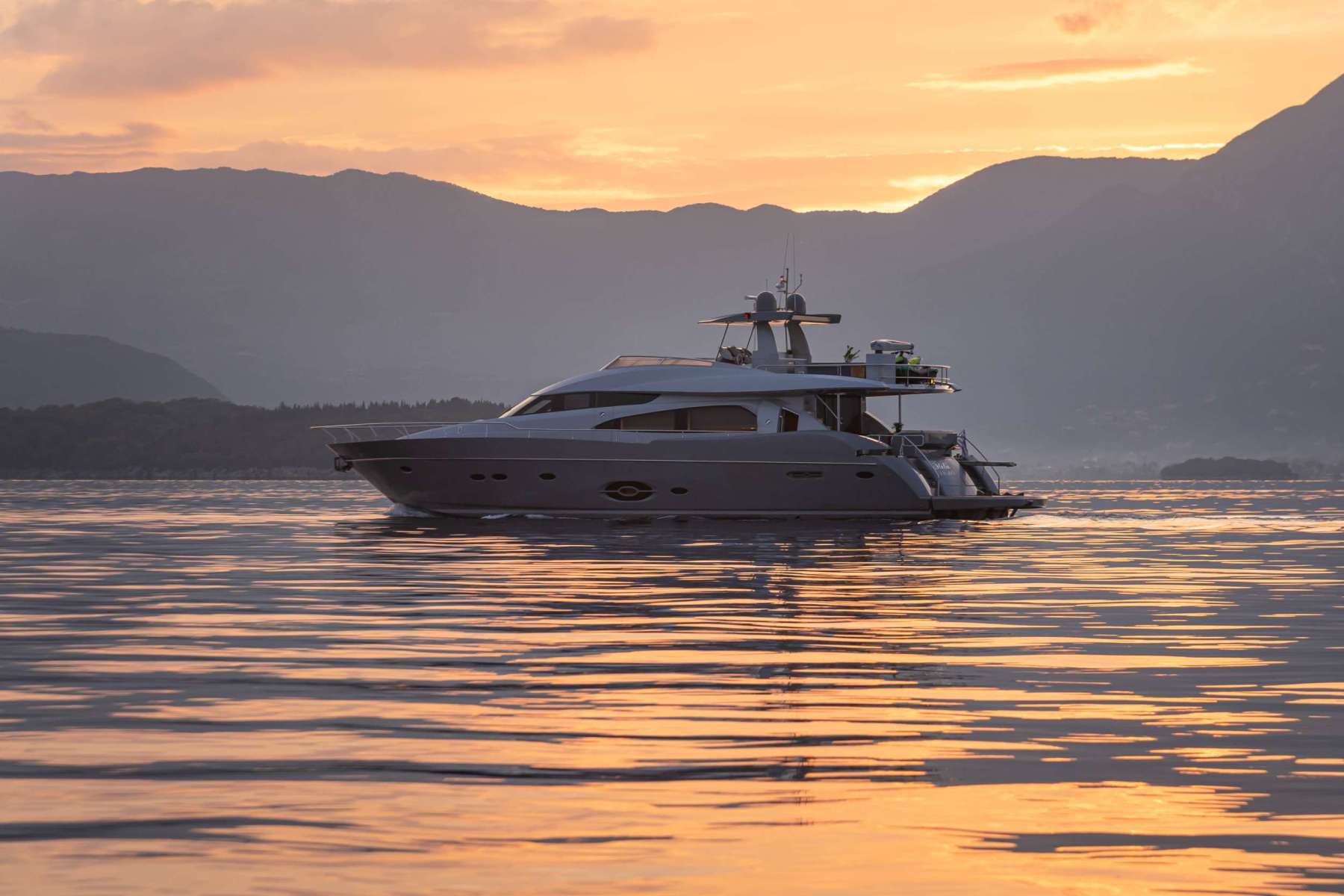 Main image of STELA 117 yacht