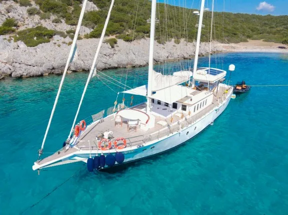 Luxury Yacht GAZELLA