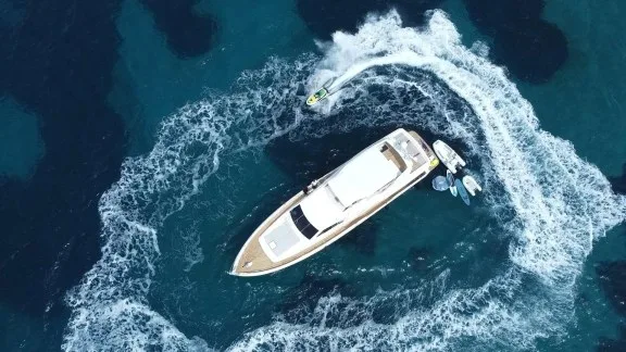 Luxury Yacht VA BENE