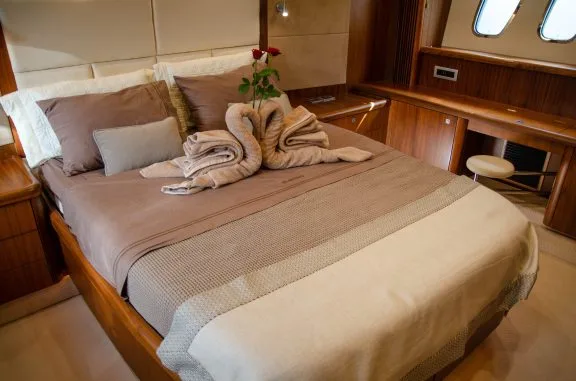Master suite