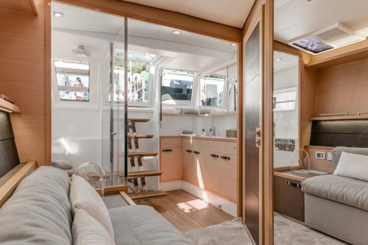Spacious master with dual access