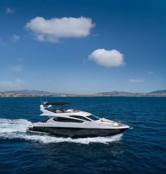 POLPO Yacht Profile Running
