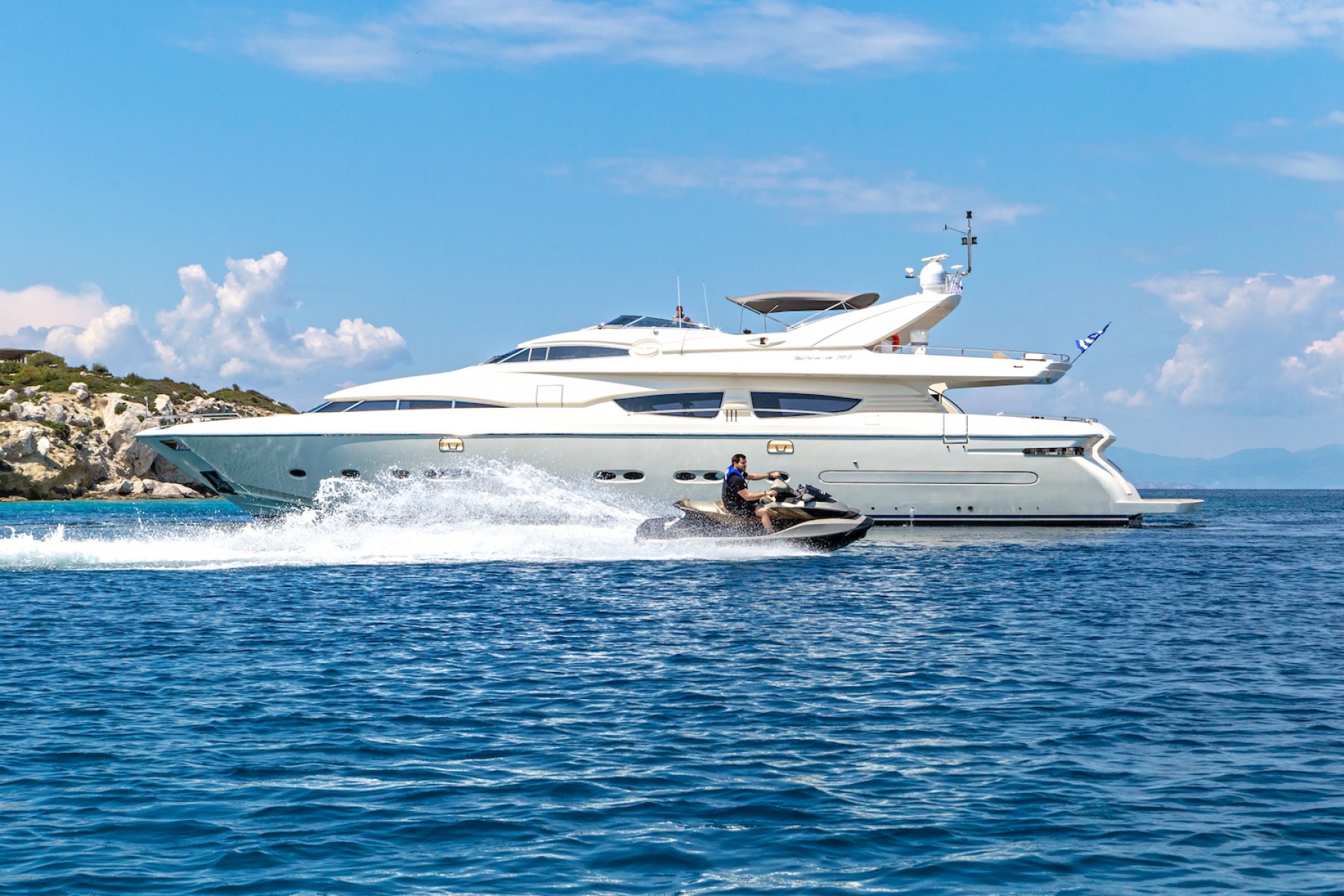 Main image of DIVINE yacht
