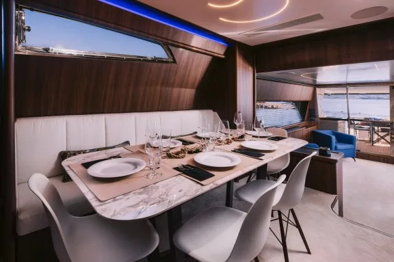 Saloon Dining