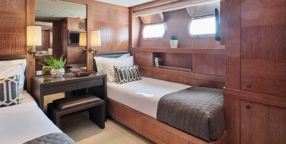 Twin Cabin