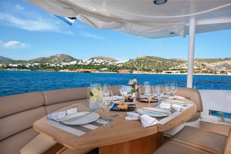 Motor Yacht MI ALMA