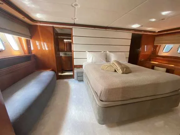master cabin