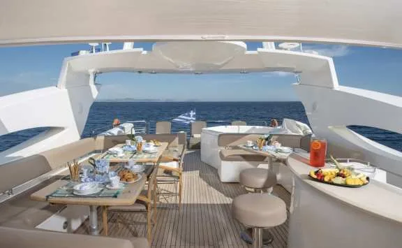 sun deck
