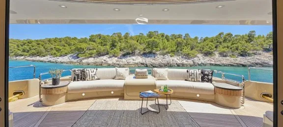Main Deck Lounge
