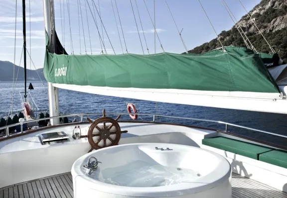 Gulet S DOGU - Sundeck Spa Pool