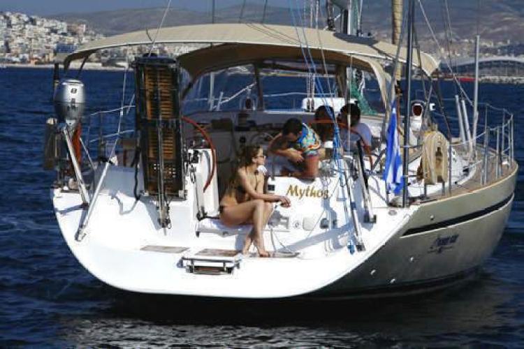 MYTHOS II Swim Platform