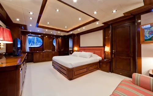 Yacht SOPHIE BLUE - Master Cabin 2