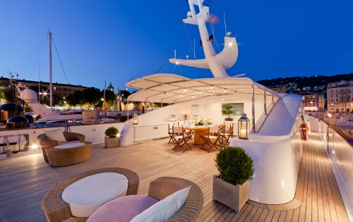 Yacht SOPHIE BLUE - Sundeck