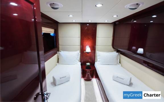 albator2_greece_luxury_motor_yacht0027