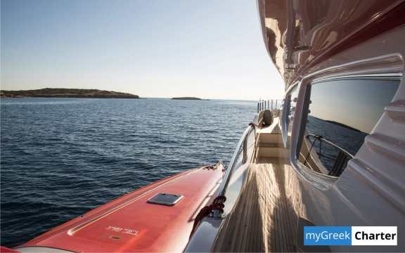 albator_greece_luxury_motor_yacht0001