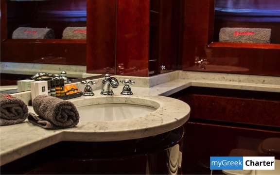 albator_greece_luxury_motor_yacht0016