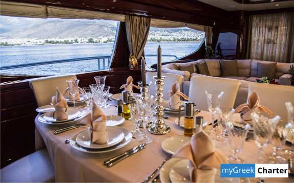 albator_greece_luxury_motor_yacht0020