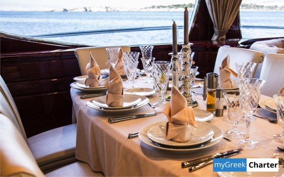 albator_greece_luxury_motor_yacht0026