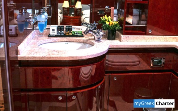 albator_greece_luxury_motor_yacht0034