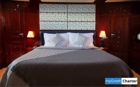 albator_greece_luxury_motor_yacht0038