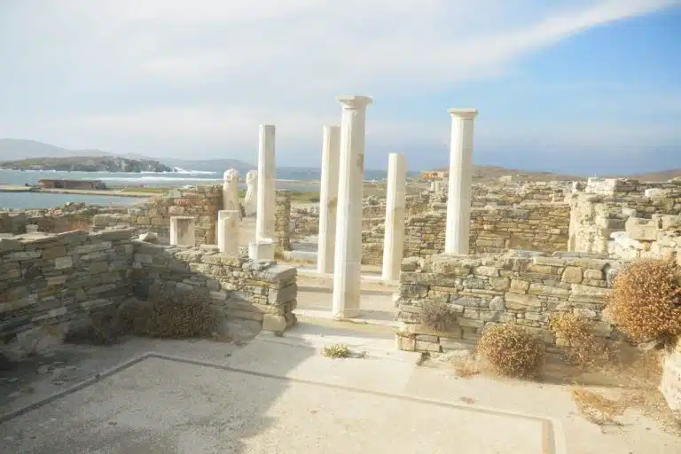 Delos