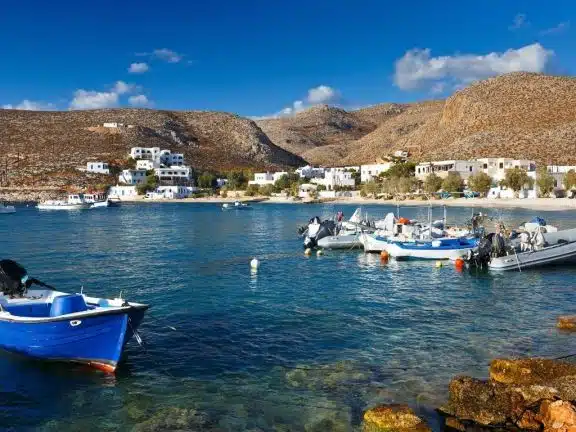 Karavostasi Folegandros