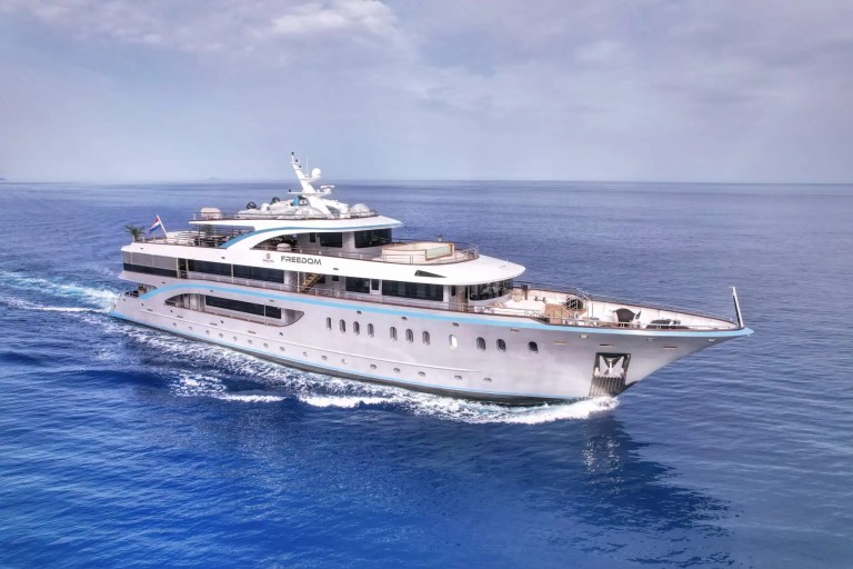 Large Groups (12-20 guests) Charters