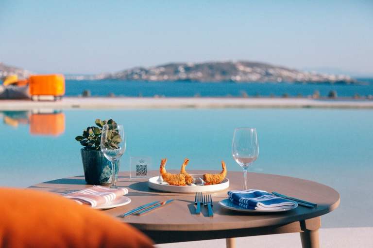 Top 5 Luxury Hotels & Restaurants for Your Mykonos Yacht Charter
